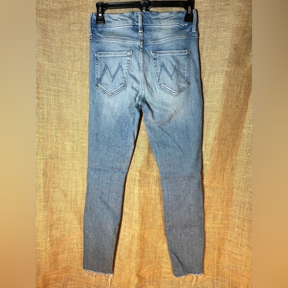 MOTHER Light Blue High waisted Looker Ankle fray Skinny Jeans